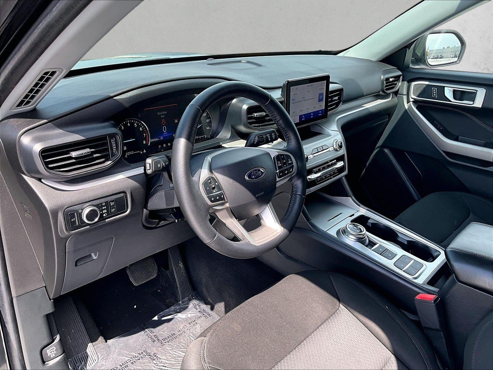 2024 Ford Explorer XLT