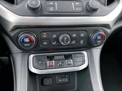 2022 GMC Acadia SLT