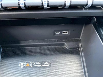2025 GMC Yukon Base