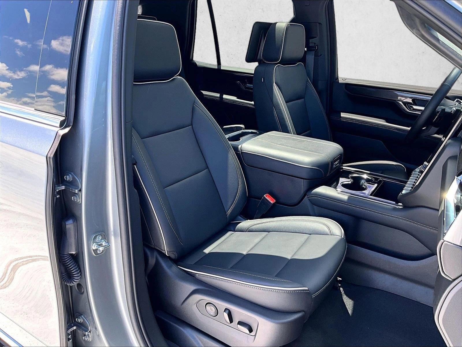 2025 GMC Yukon Base