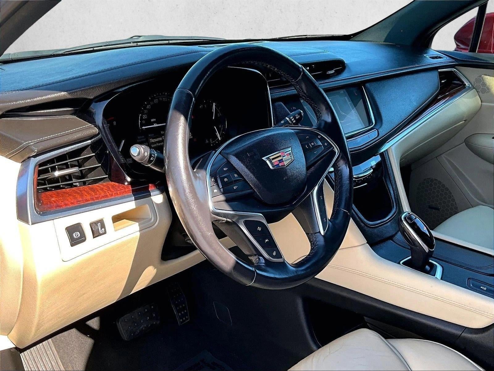 2018 Cadillac XT5 Luxury FWD