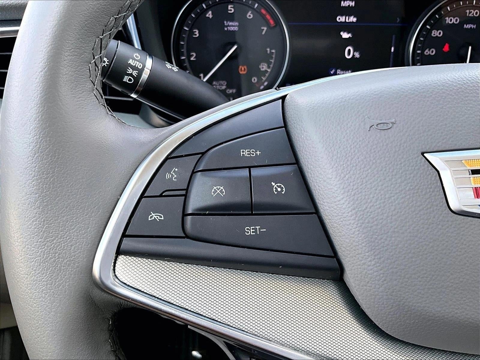 2023 Cadillac XT5 Base