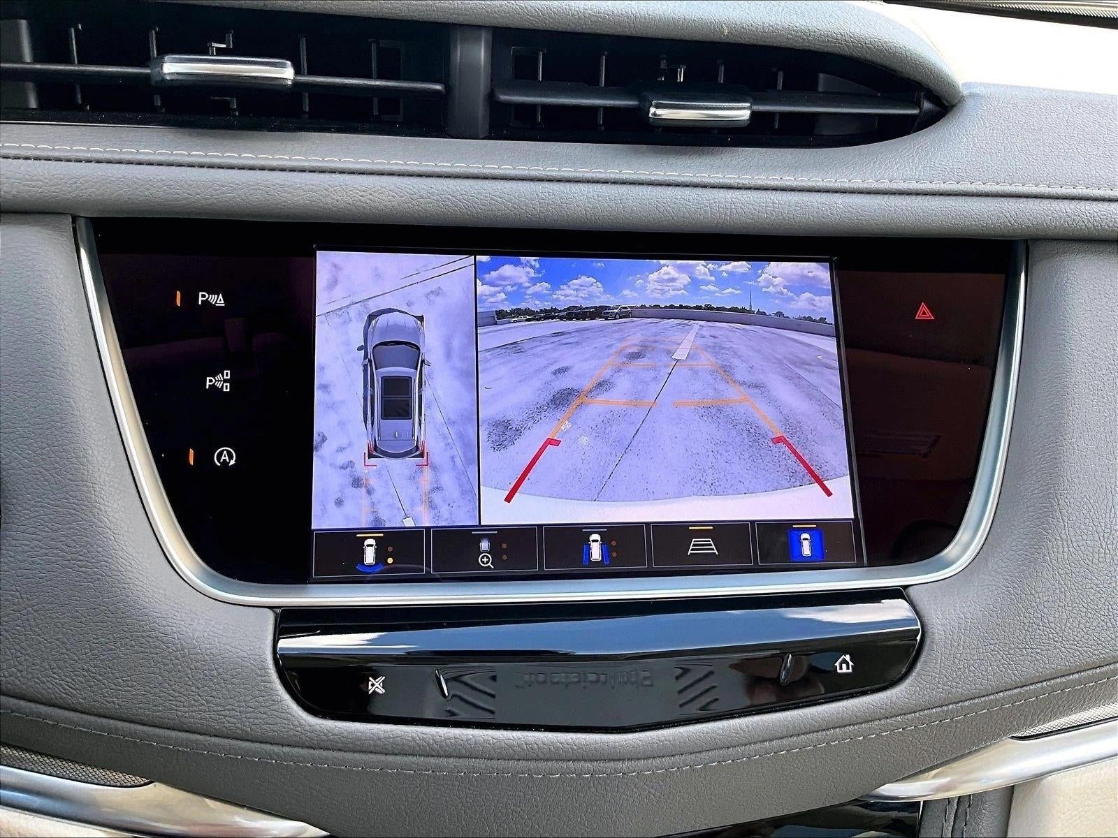 2023 Cadillac XT5 Base