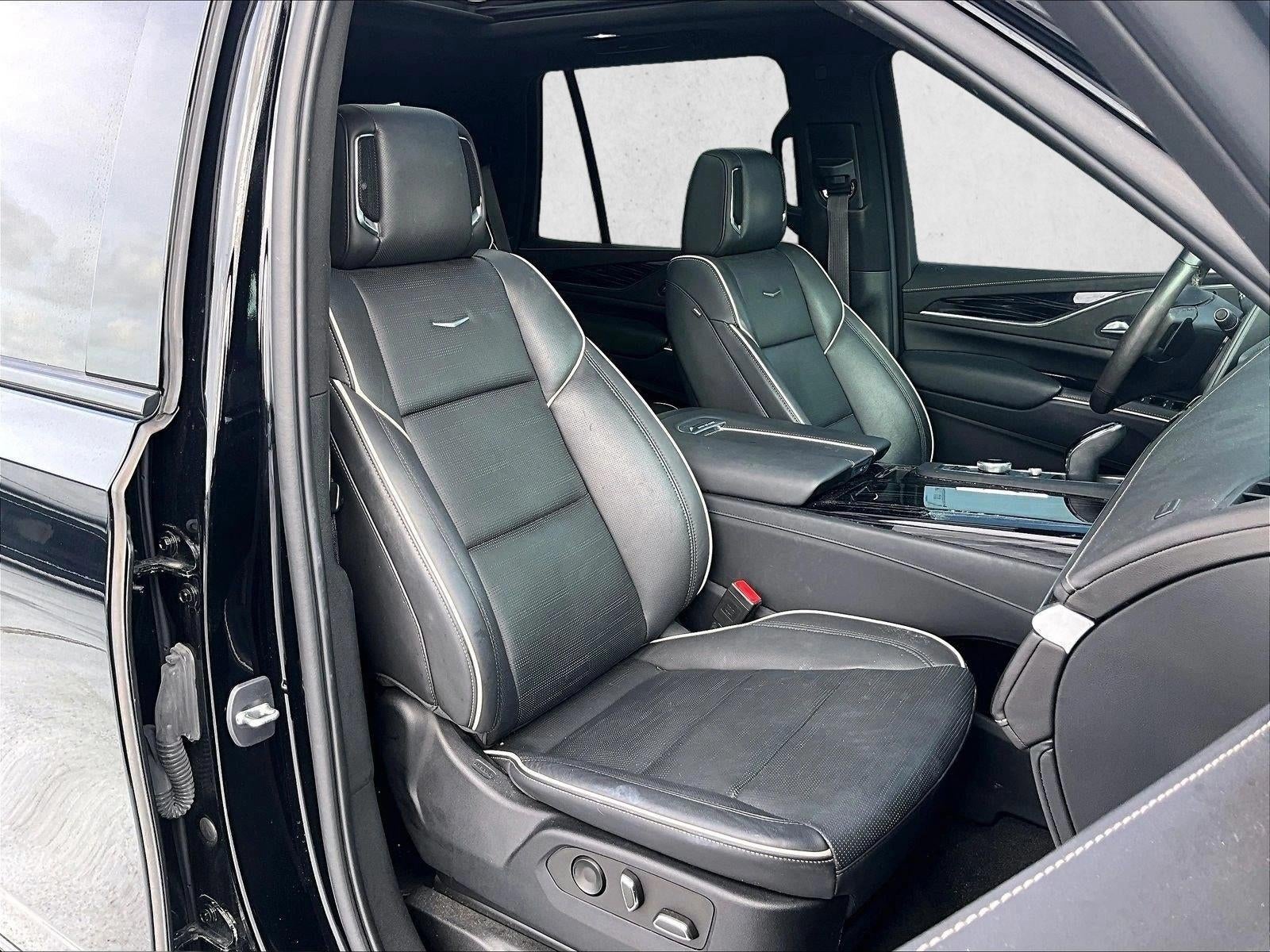 2023 Cadillac Escalade Sport