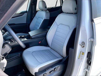 2024 Volkswagen Atlas Cross Sport 2.0T SEL R-Line