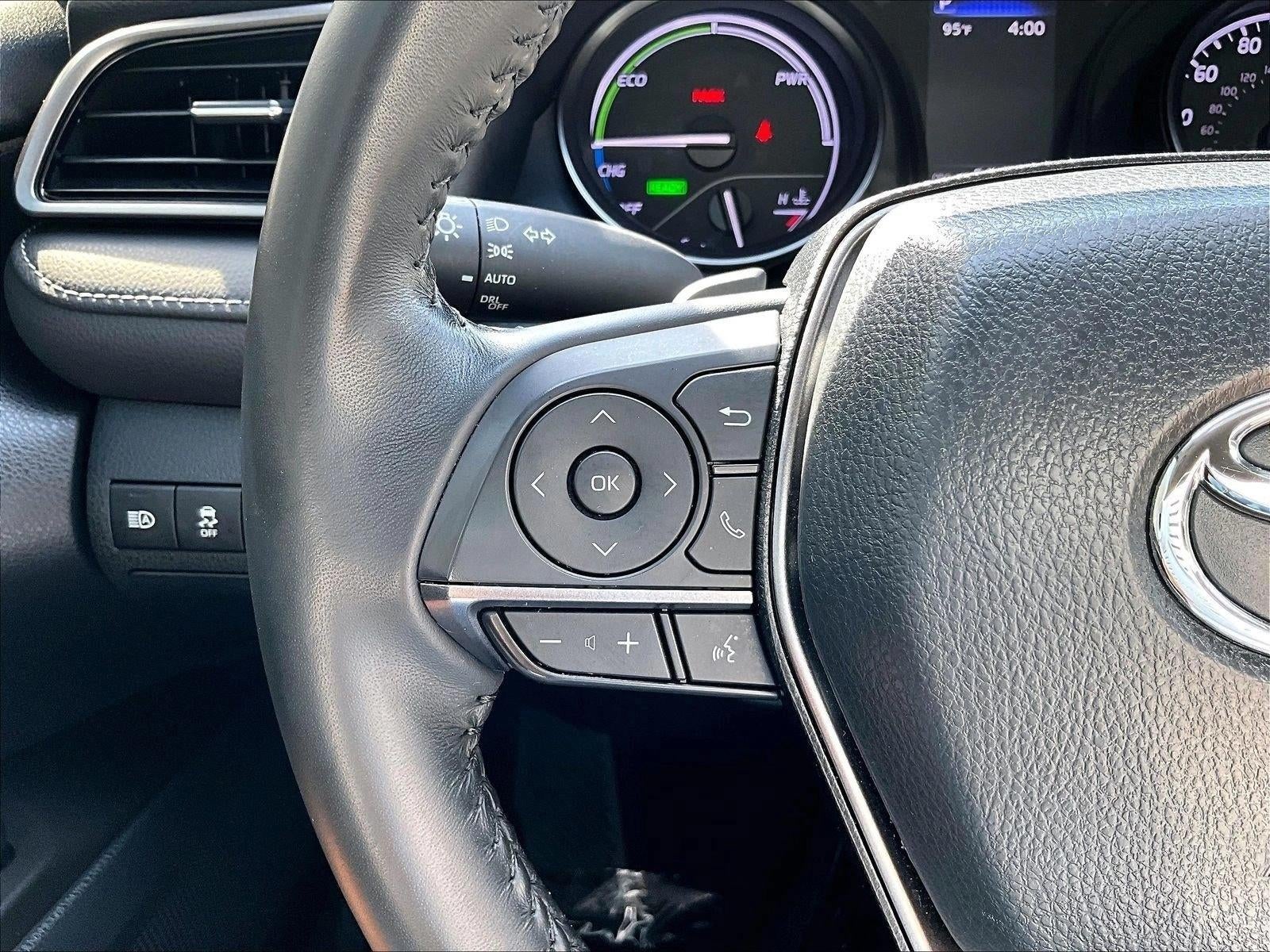 2024 Toyota Camry Hybrid SE