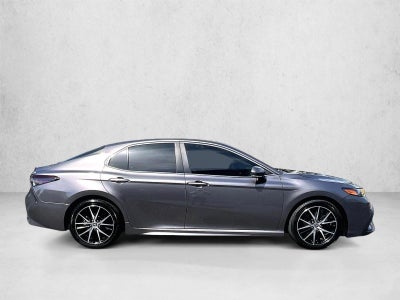 2024 Toyota Camry Hybrid SE