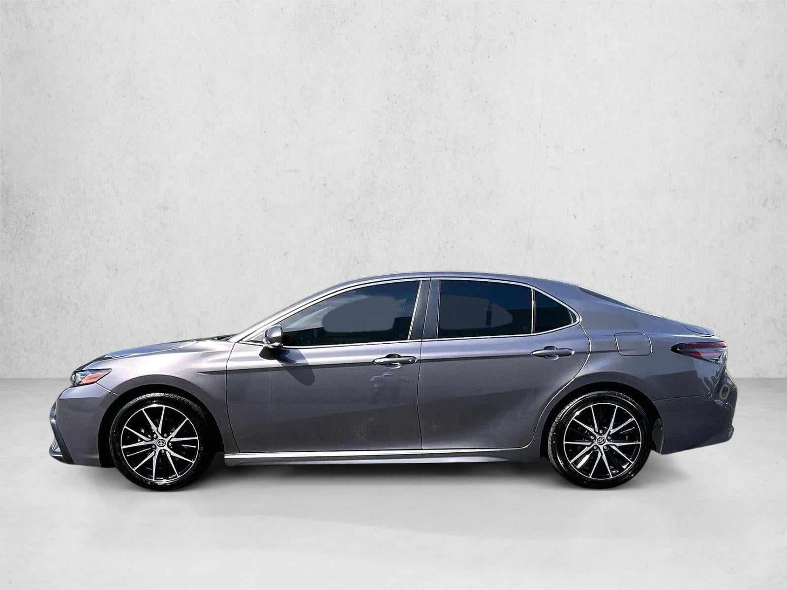 2024 Toyota Camry Hybrid SE