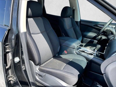 2017 Nissan Pathfinder SV