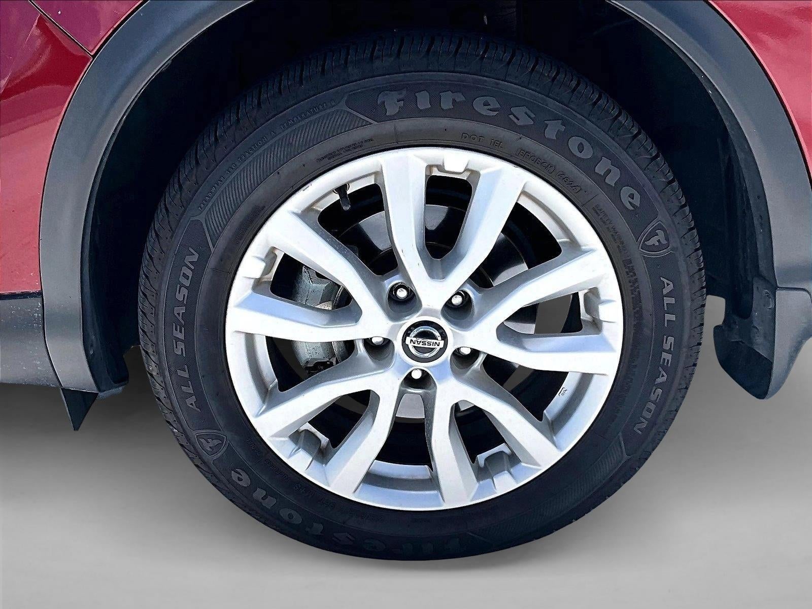 2022 Nissan Rogue Sport SV