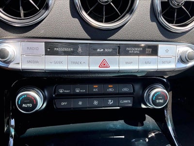 2019 Kia Stinger Base
