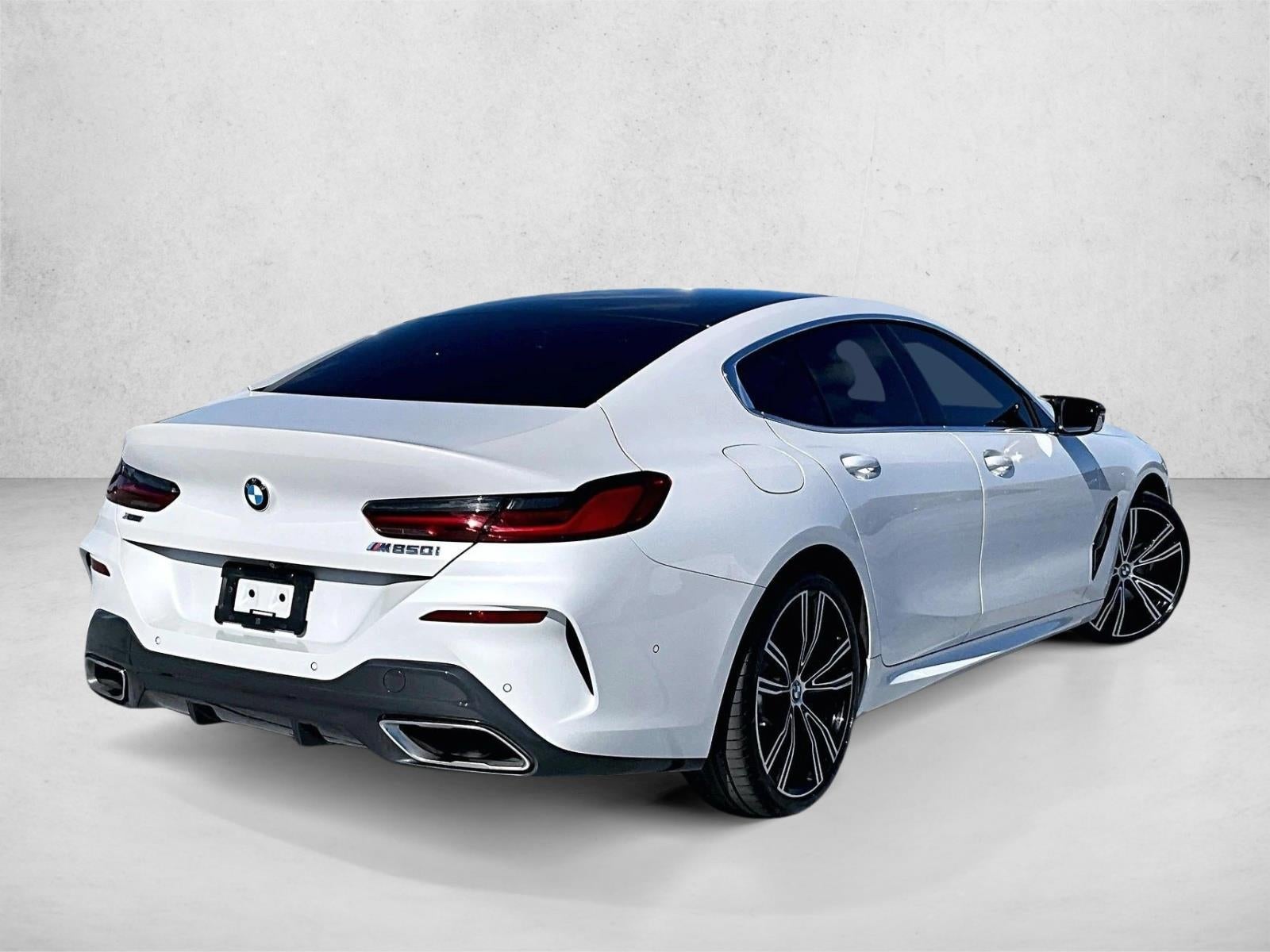 2024 BMW 8 Series M850i