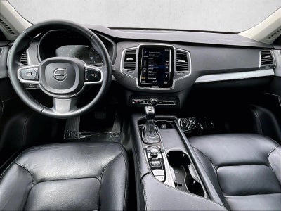2021 Volvo XC90 Momentum