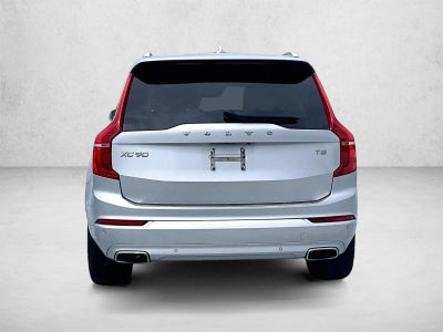 2021 Volvo XC90 Momentum