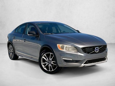 2016 Volvo S60 Cross Country T5 Platinum