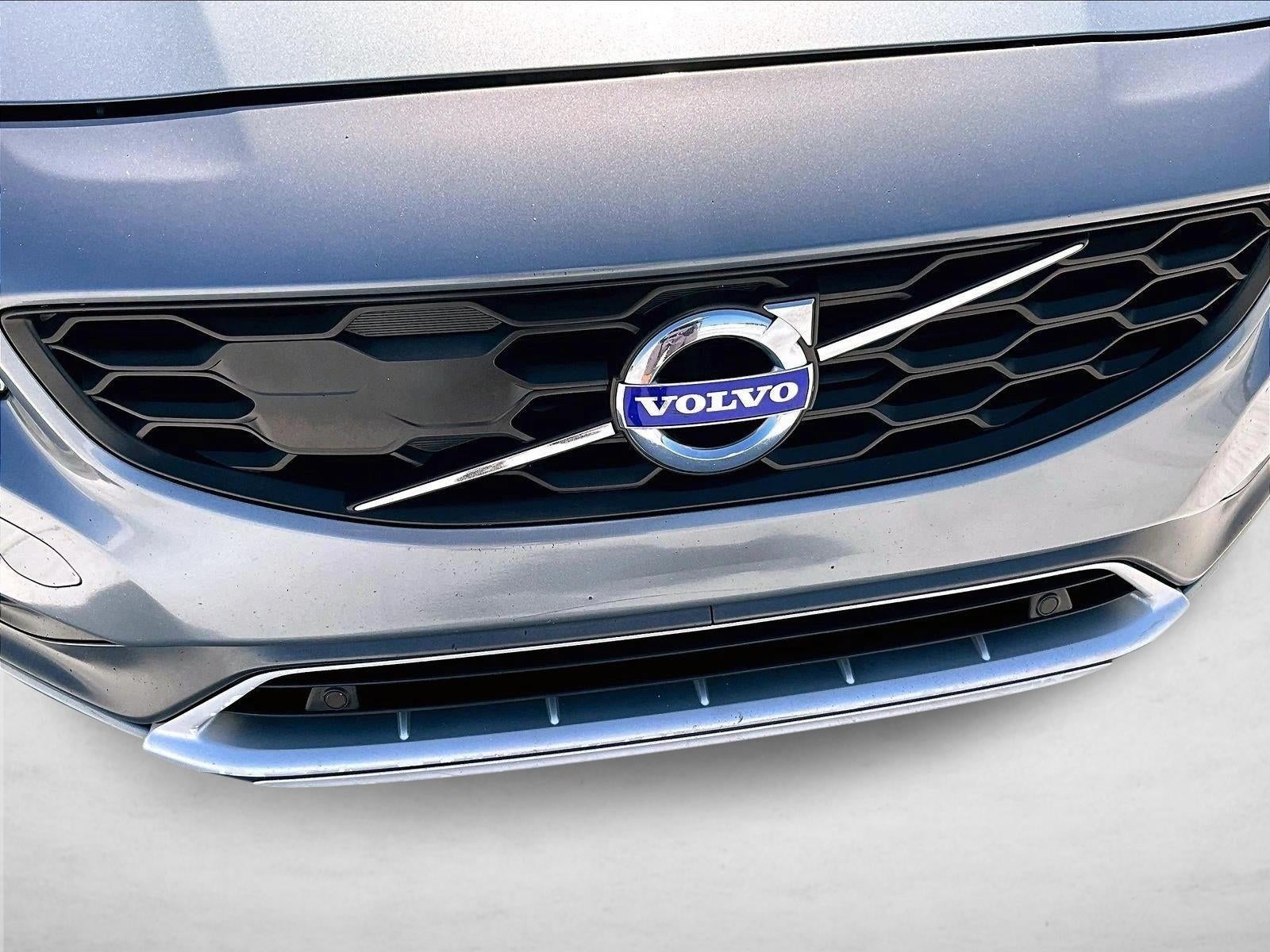 2016 Volvo S60 Cross Country T5 Platinum