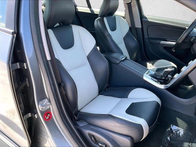 2016 Volvo S60 Cross Country T5 Platinum