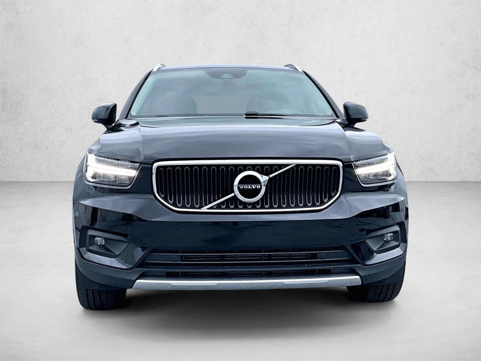 2021 Volvo XC40 Momentum
