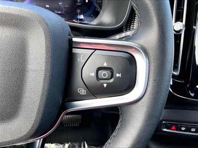 2024 Volvo XC40 Plus Dark Theme