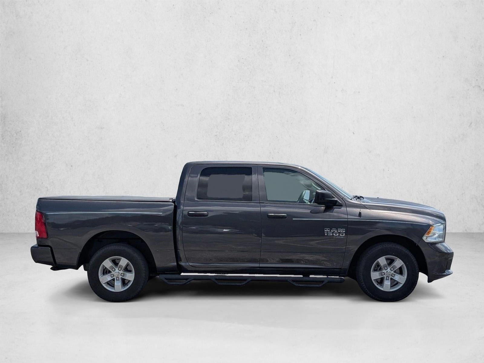 2019 RAM 1500 Classic Express Crew Cab 4x2 5'7" Box