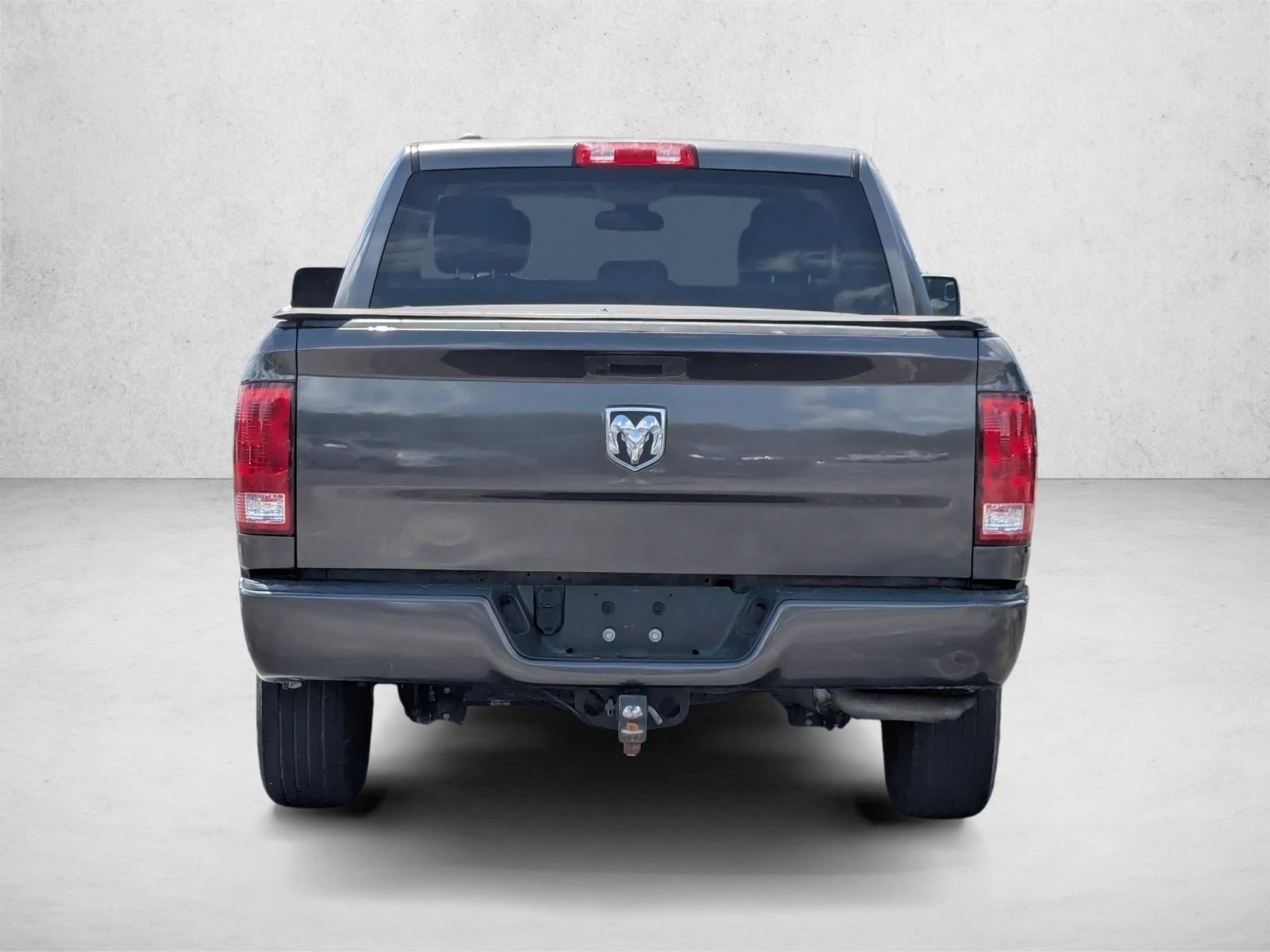 2019 RAM 1500 Classic Express Crew Cab 4x2 5'7" Box