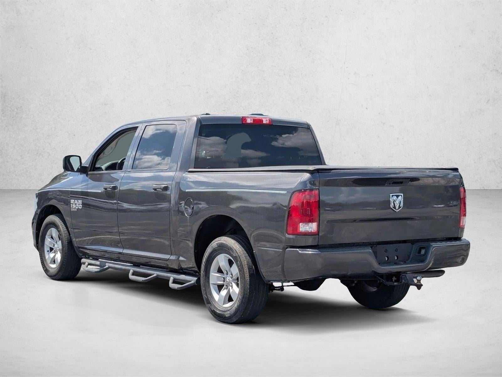 2019 RAM 1500 Classic Express Crew Cab 4x2 5'7" Box