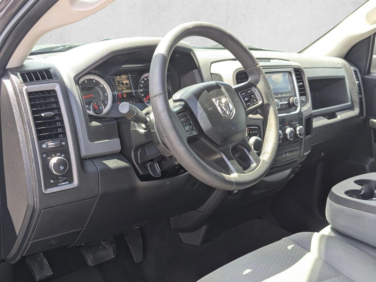 2019 RAM 1500 Classic Express Crew Cab 4x2 5'7" Box