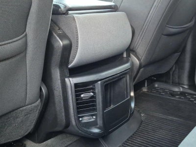 2020 RAM 1500 Big Horn Crew Cab 4x4 5'7" Box