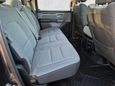 2020 RAM 1500 Big Horn Crew Cab 4x4 5'7" Box