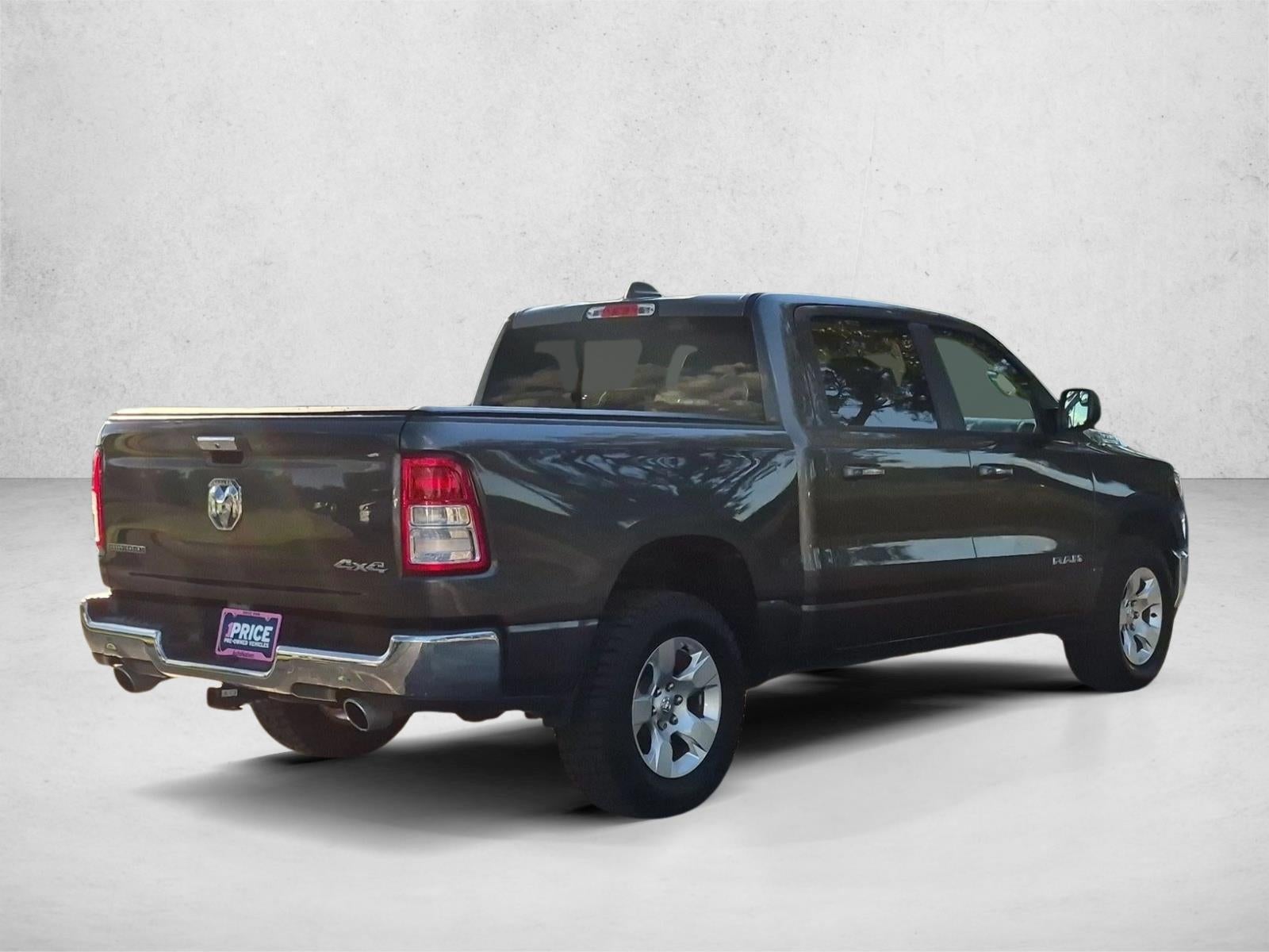 2020 RAM 1500 Big Horn Crew Cab 4x4 5'7" Box