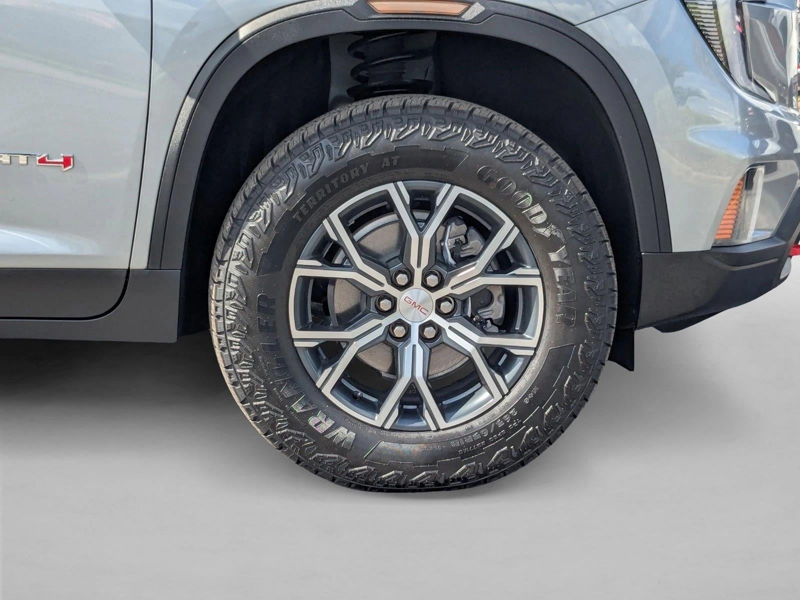 2025 GMC Acadia AT4
