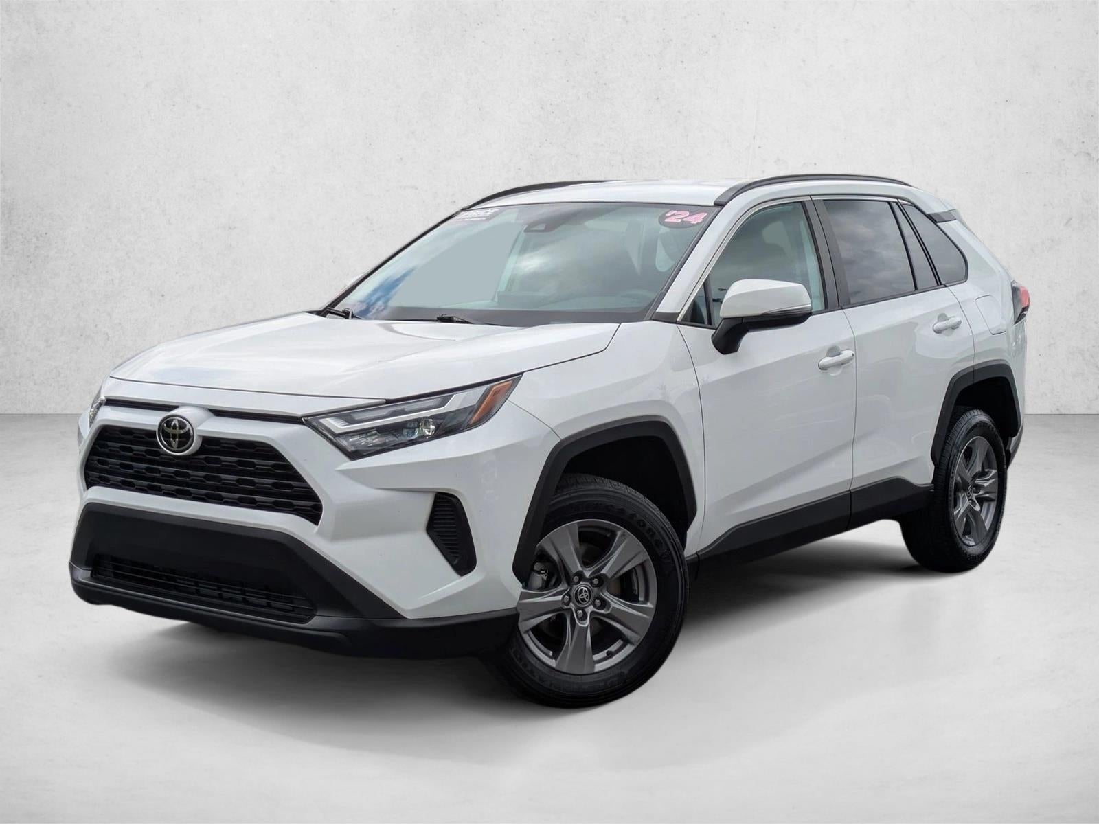 2024 Toyota RAV4 XLE