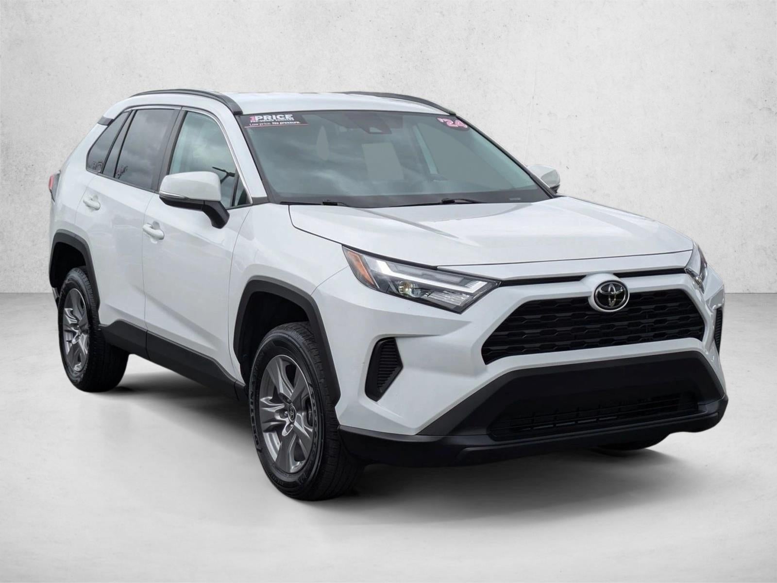 2024 Toyota RAV4 XLE