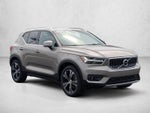 2021 Volvo XC40 T5 Inscription
