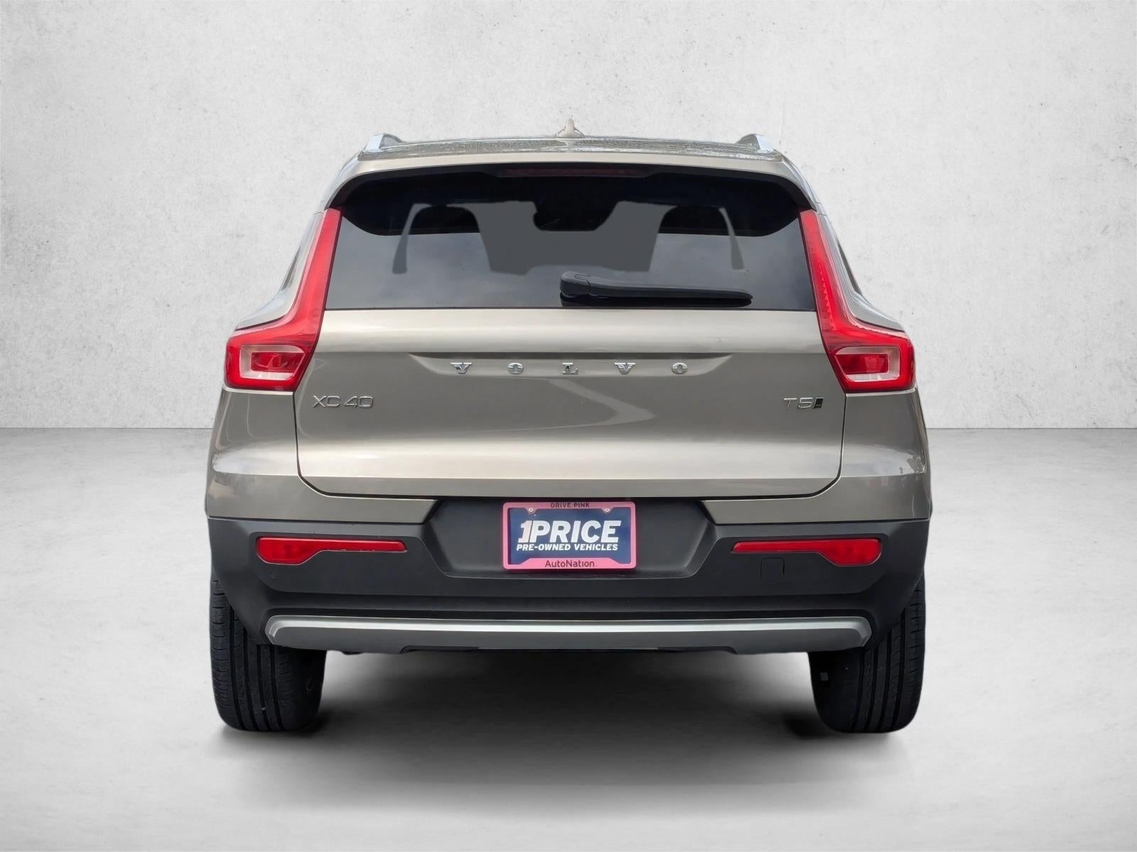 2021 Volvo XC40 T5 Inscription