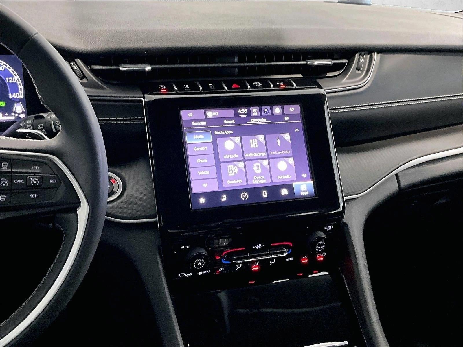 2023 Jeep Grand Cherokee Laredo