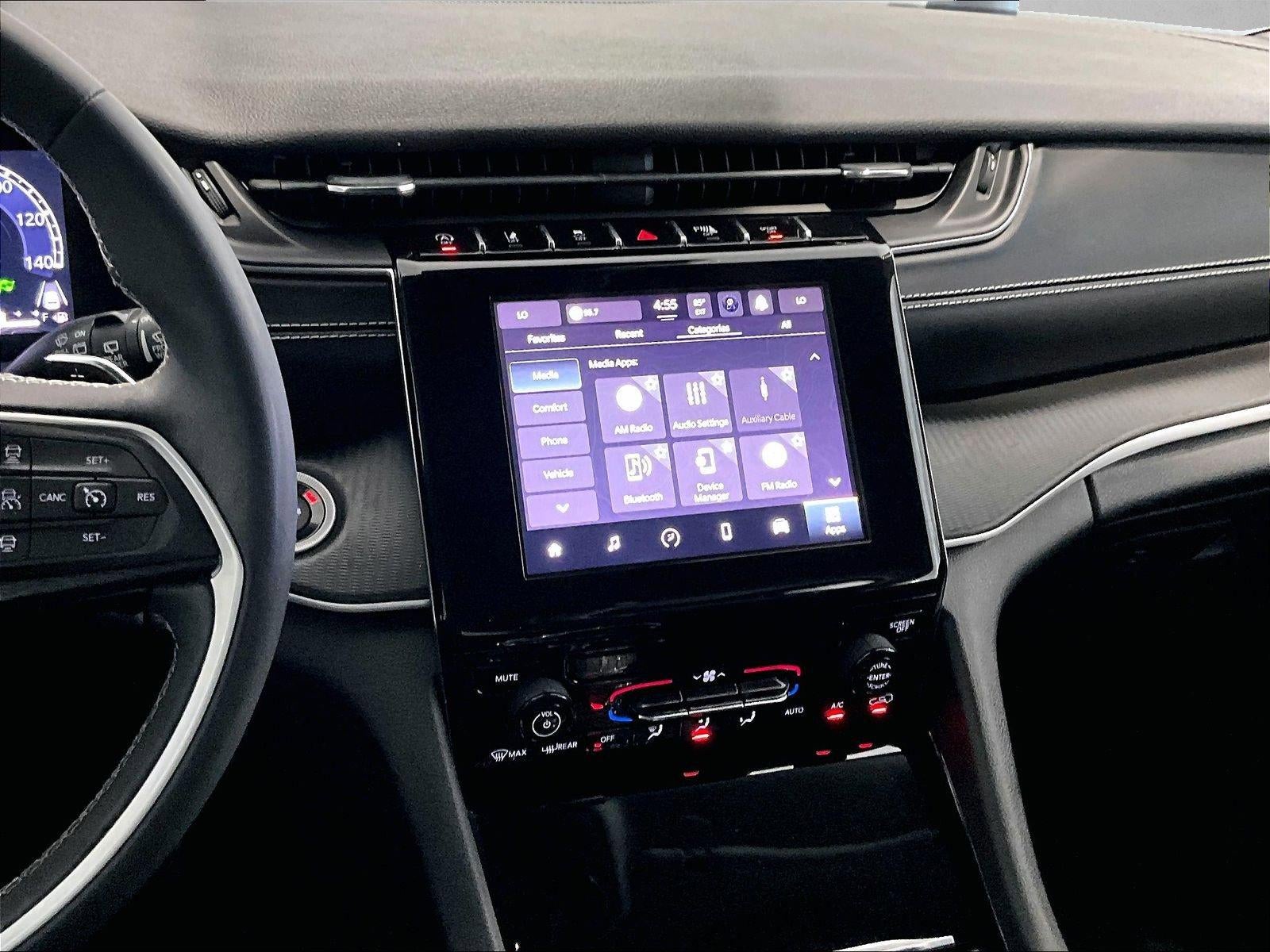 2023 Jeep Grand Cherokee Laredo