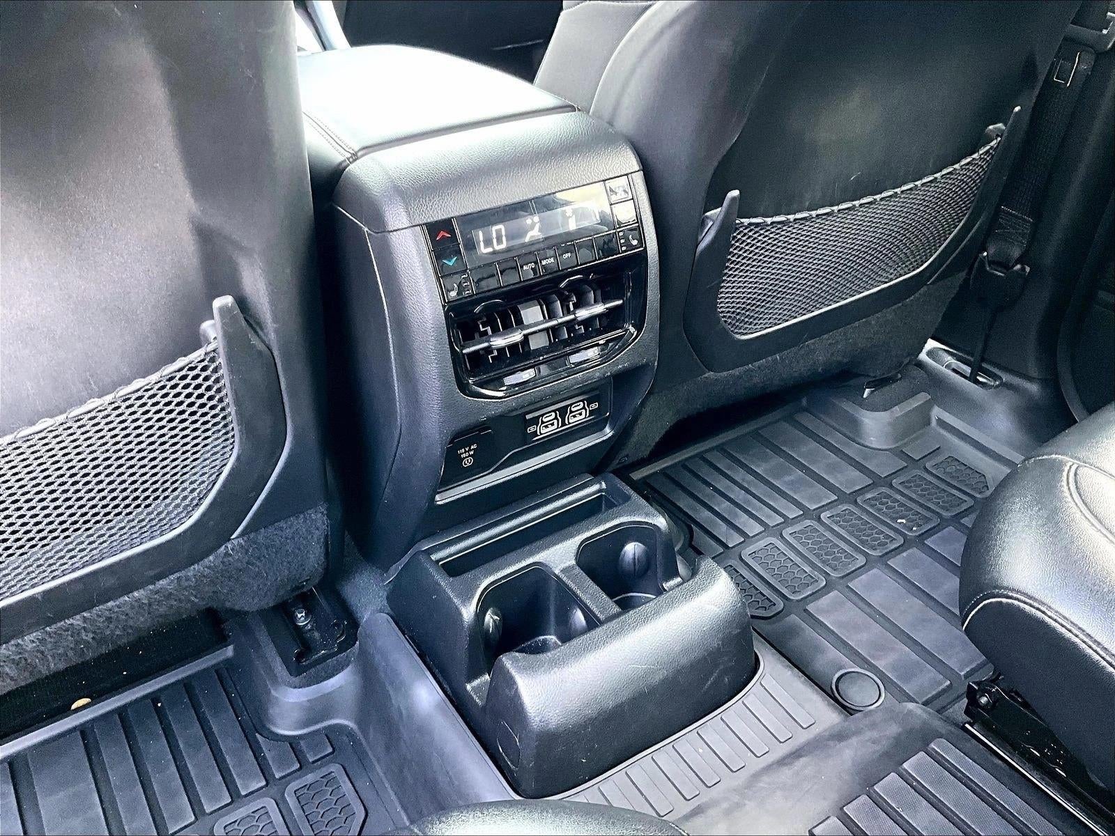 2023 Jeep Grand Cherokee L Limited 4x2