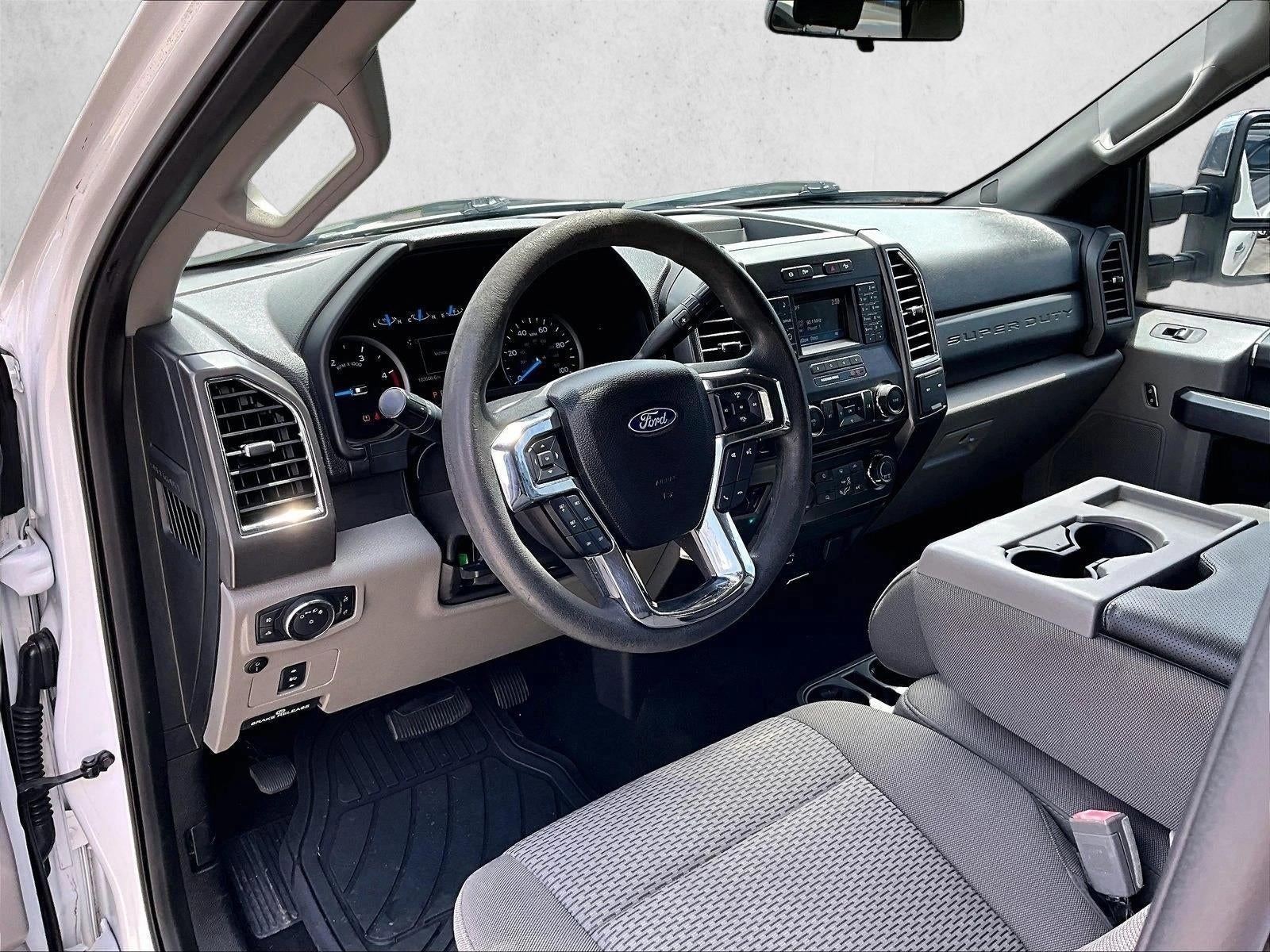 2017 Ford Super Duty F-250 SRW Lariat