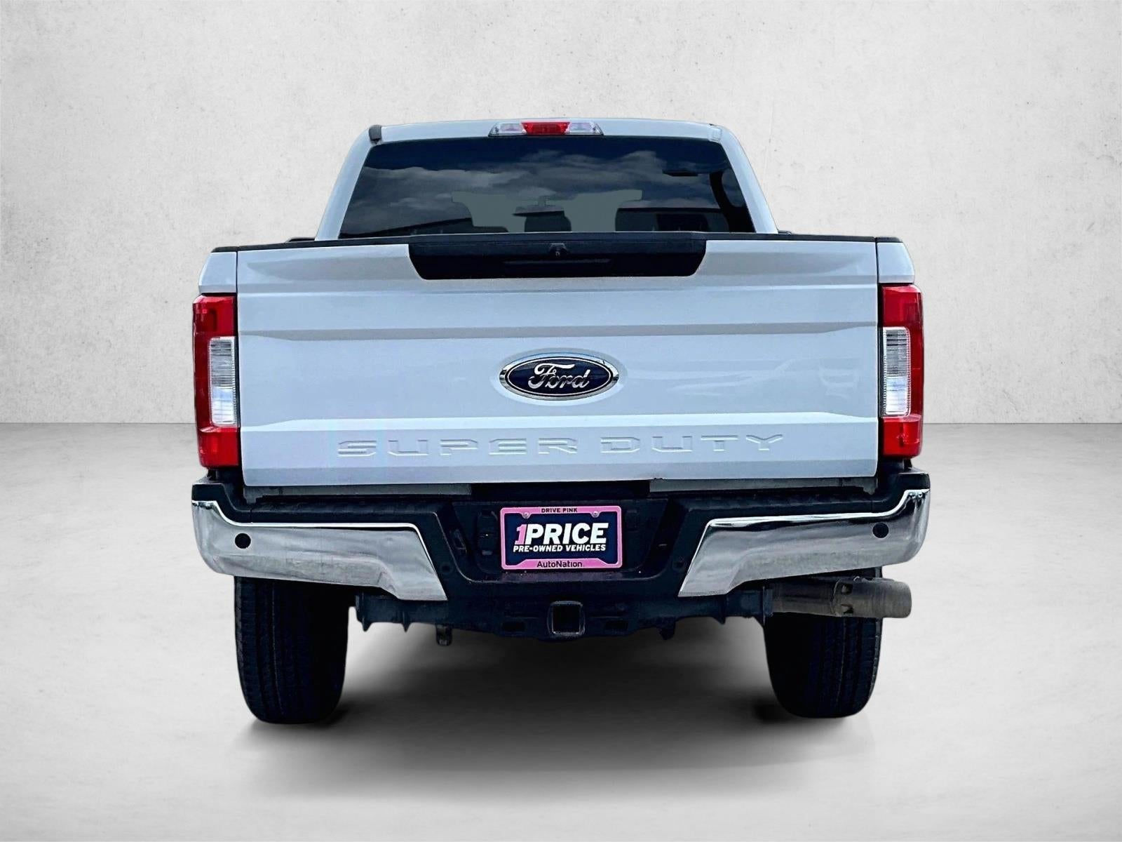 2017 Ford Super Duty F-250 SRW Lariat
