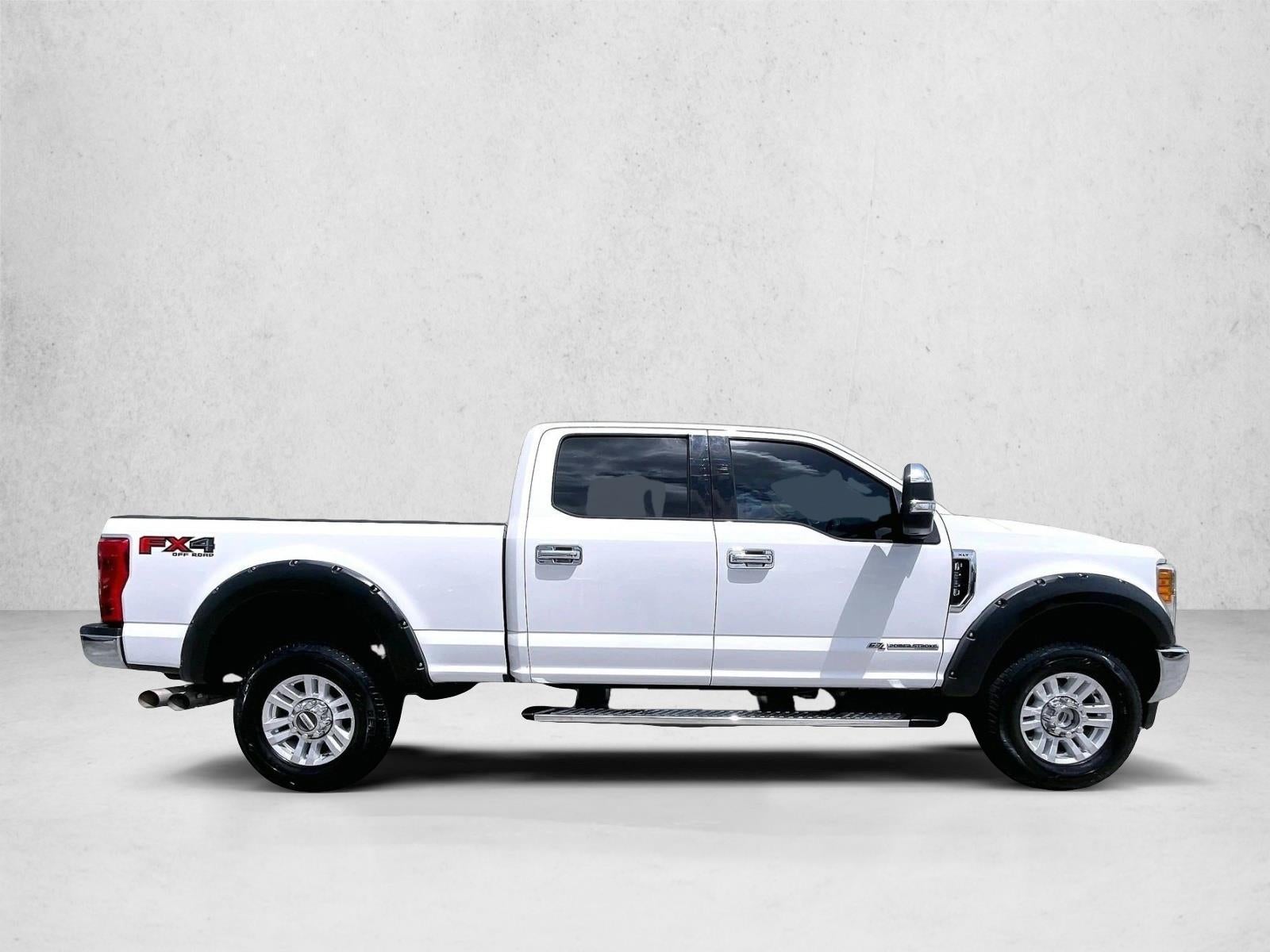 2017 Ford Super Duty F-250 SRW Lariat