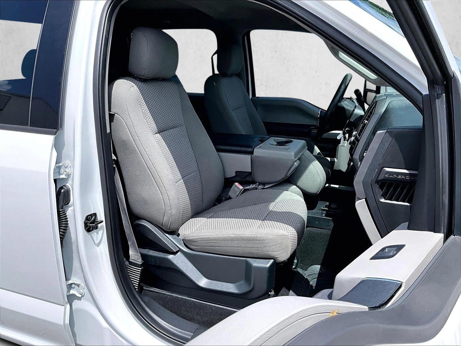 2017 Ford Super Duty F-250 SRW Lariat