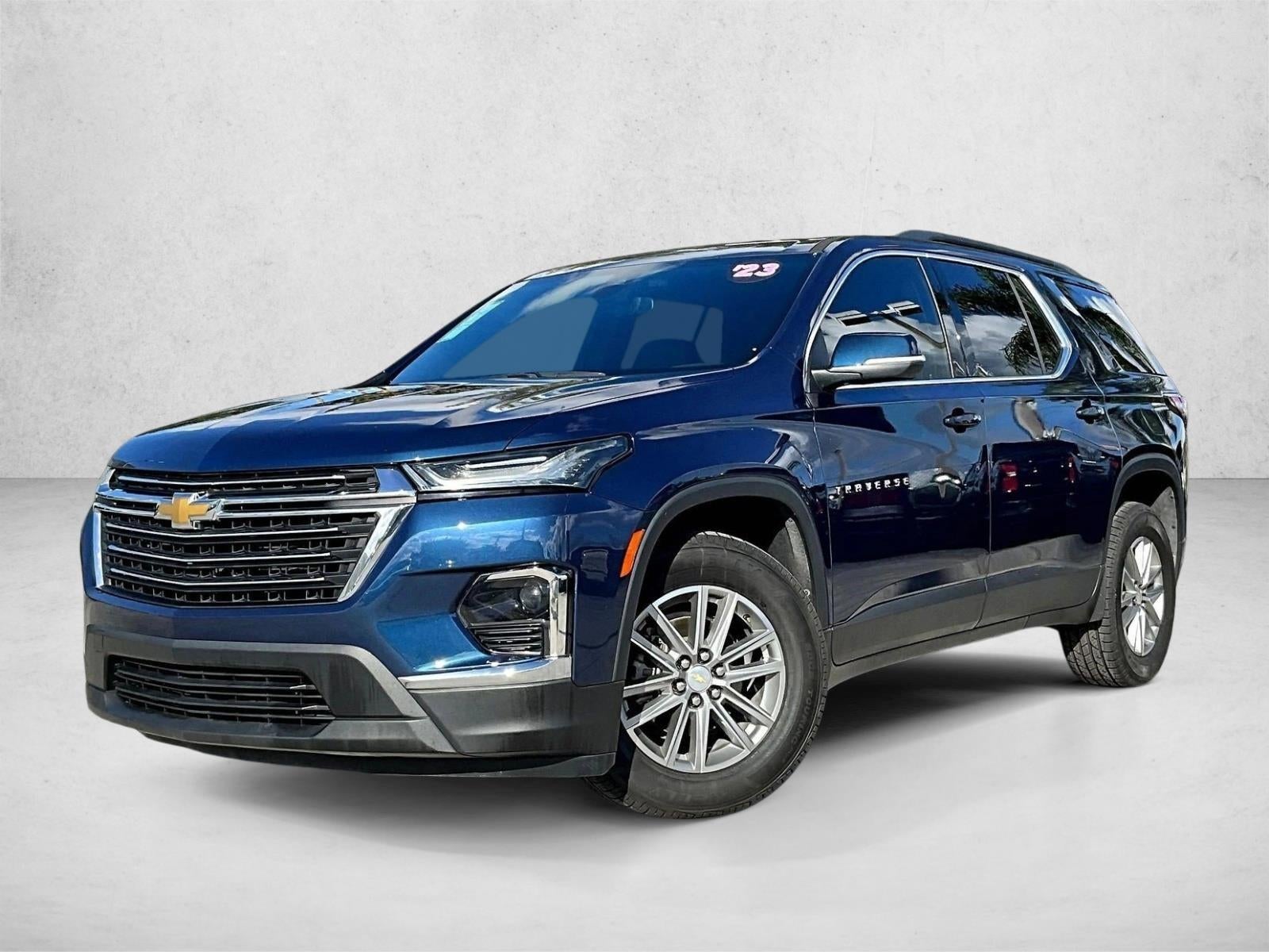 2023 Chevrolet Traverse LT Leather