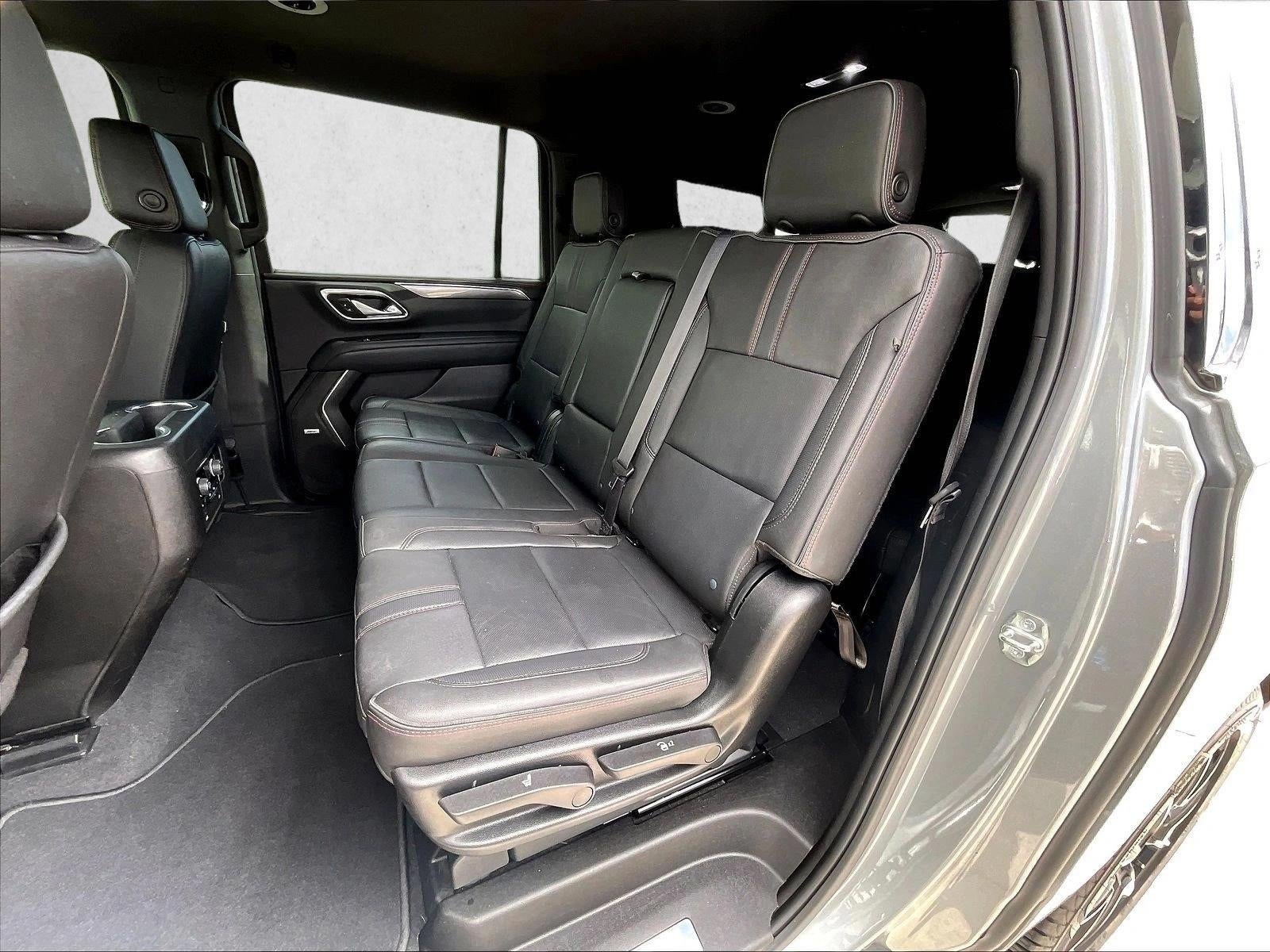 2023 Chevrolet Suburban RST