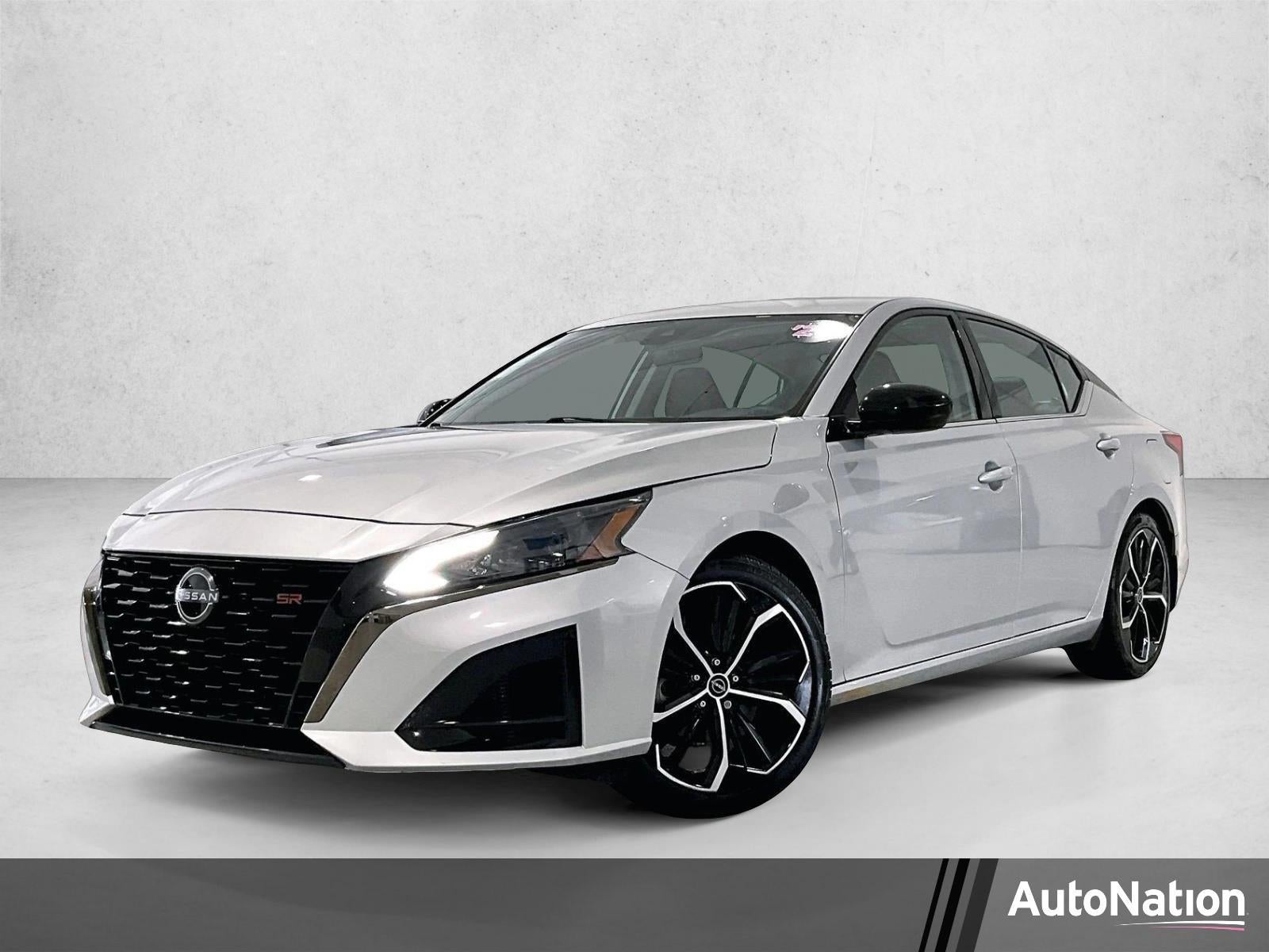2023 Nissan Altima SR FWD