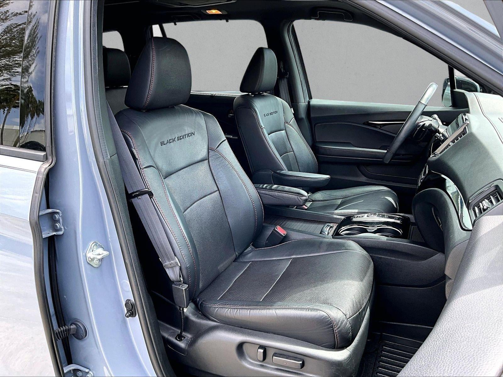 2022 Honda Pilot AWD Black Edition