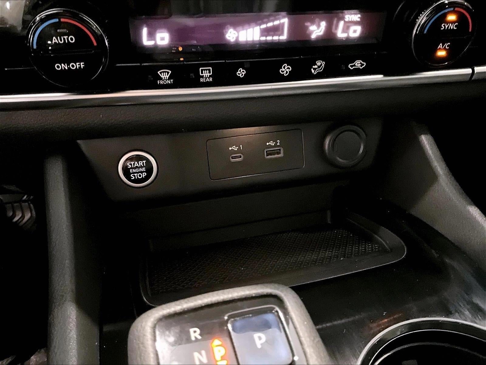 2022 Nissan Rogue SV FWD