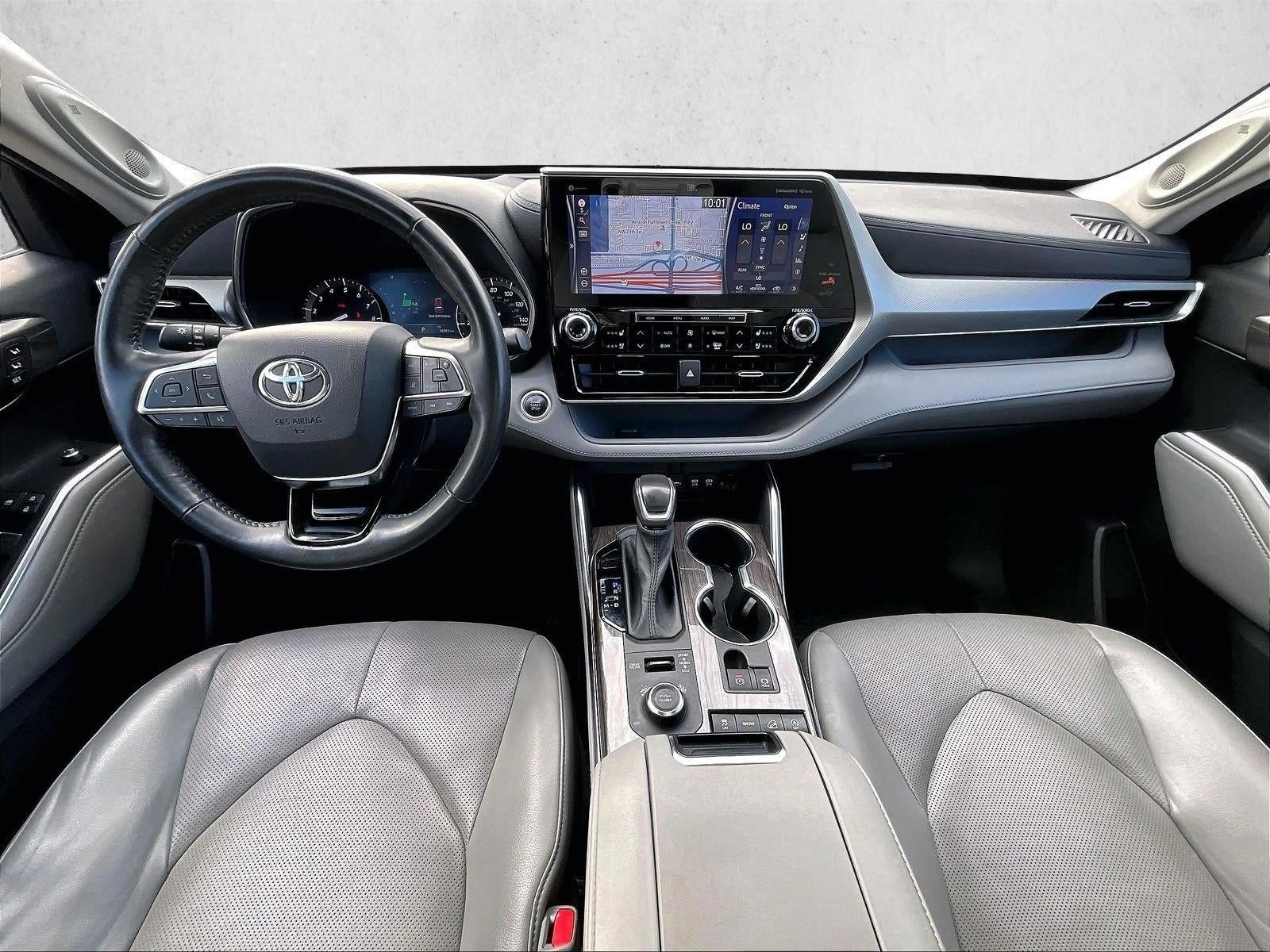 2021 Toyota Highlander Platinum