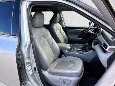 2021 Toyota Highlander Platinum