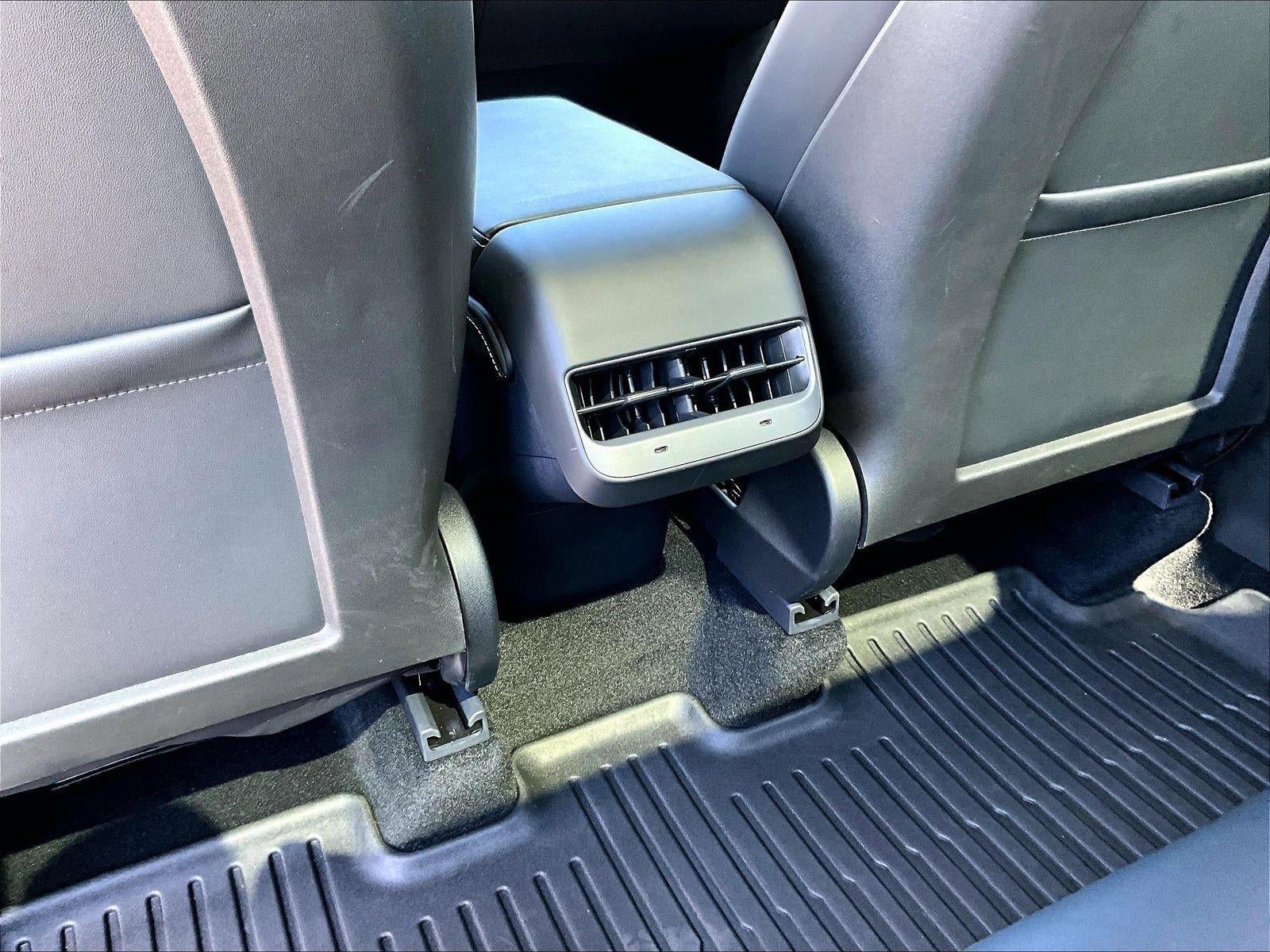 2025 Tesla Model Y Long Range